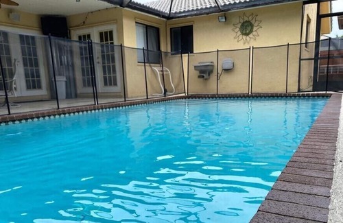 Margate House | Affordable Family Home perfect for your South Florida Vacation!!