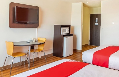 Shelby Hotel | Affordable Getaway! Pet-Friendly Property, Close to Carousel Rest Area of Shelby