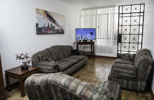 La Luz House | Affordable Hosting in Lima Perú, we can accommodate 9 guests for this price.