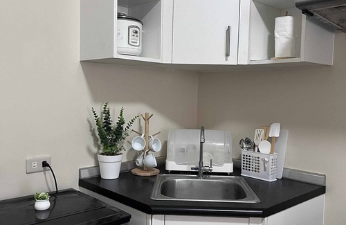Poblacion District Condo | Affordable Studio room in Central Davao with Pool Access
