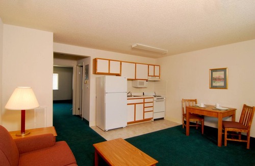 Lexington - Salisbury Hotel | Affordable Suites Lexington