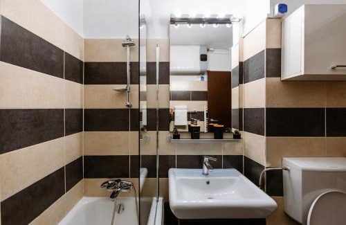Drumul Taberei Apartment | Afi Central Studio