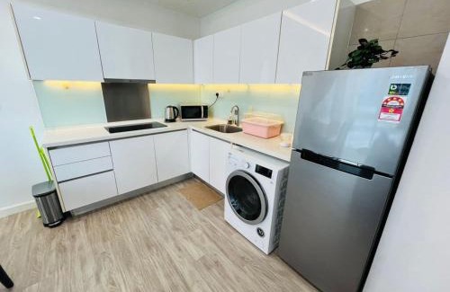 Medini Apartment | Afiniti@Gleneagles/Legoland 2RB walk5min QBUNNY Max8pax