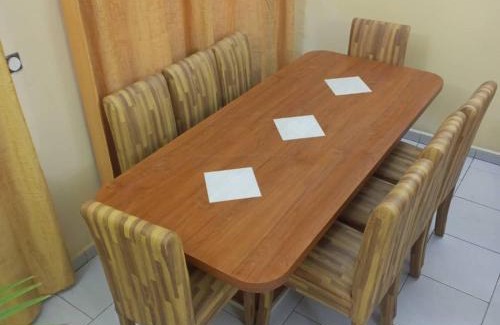 Yaounde Resort | AFRIEUROTEXT Kamerun-High Standing-Appartements-Wifi-Security-Restaurant-modern Kitchen