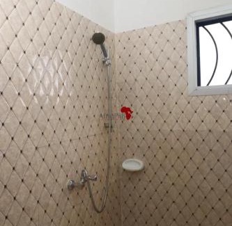 Kribi Apartment | AfriqPnB RF Appart Biyem Assi avec Piscine