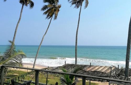 Busua Hotel | Afro Beach eco Resort Butre