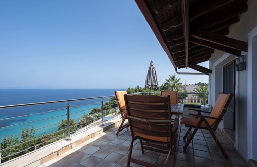 Kassandra Villa | Afytos Wonder View by Luxlikehome