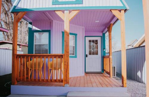 Barelas House | Agave Tiny House at Cactus Flower-HOT TUB-Pet Friendly-No Pet Fees!