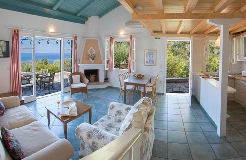 Agios Nikitas Villa | Agios Nikitas Villas