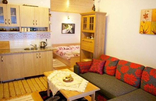 Zuberec House | Agnesa & Julius Hudec - 3 BR Apartment Unit 002