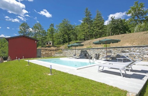 Tresana House | Agr. Castello della Mugazzena by Interhome