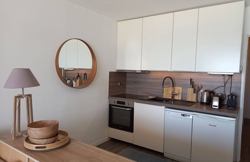 Saint-Cyr-sur-Mer Apartment | Agreable ET Confortable Appartement, VUE MER Superbe