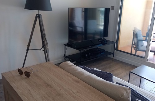 Saint-Cyr-sur-Mer Apartment | Agreable ET Confortable Appartement, VUE MER Superbe