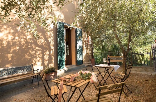 Pontedera Apartment | Agriturismo Alpaca NABUCCO Panoramic Apartment with Swimming Pool