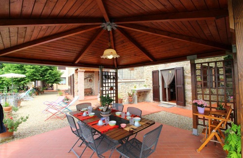 Loro Ciuffenna Villa | AGRITURISMO ARCOBALENO - ARCOBALENO