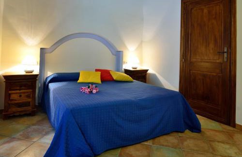 Oliena House | Agriturismo Guthiddai