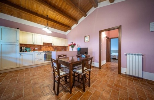 Bolsena Other | Agriturismo L'Elce: Apartment with Pool View