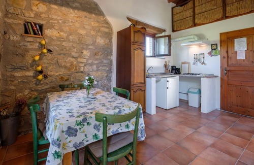 Scansano Other | Agriturismo Stella Nord Podere Carbone with Garden, Terrace & Wi-Fi