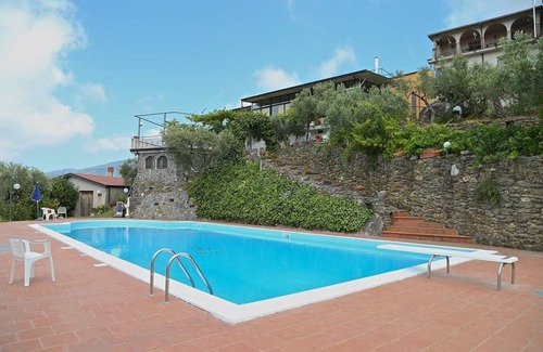 Nocera Terinese Bed & Breakfast | AGRITURISMO VOTA, RELAXATION OASIS, POOL, FAMILY HOLIDAY, CALABRIAN CUISINE