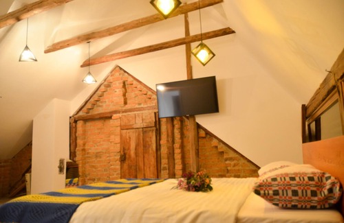 Harseni Bed & Breakfast | Agropensiunea Maria