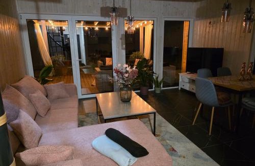 Blanki House | agroturystyka Orzechowe Wzgórze
