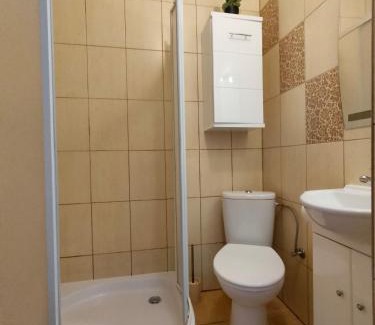 Bodzentyn House | Agroturystyka Tęczowa Dolina