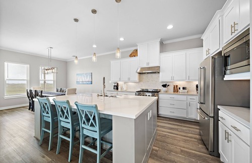 Jamaica Beach House | Ahab's Lookout - Gorgeous Views - Pool and Hot Tub!