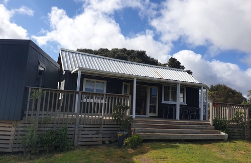 Ahipara House | Ahipara Love Shack and Surfers Paradise