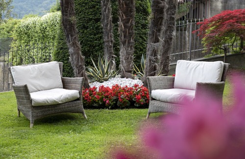 Riva di Solto Hotel | Ai Ronchi B&B