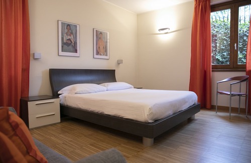 Riva di Solto Hotel | Ai Ronchi B&B