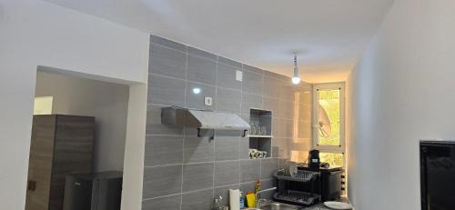Ain Draham Apartment | Ain draham sejour 2, appartement trois pièces privé, seulement familles