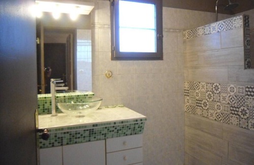 Saintes-Maries-de-la-Mer House | Air-conditioned Flamingo room with pond view (free breakfast).