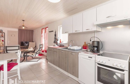 Barbotan-les-Thermes Apartment | Air-conditioned T3 apartment with parking and WiFi, near the thermal baths
