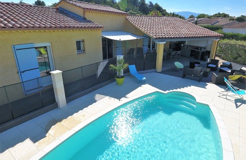 Vaison-la-Romaine Villa | AIR-CONDITIONED VILLA WITH HEATED POOL, TERRACE AND GARDEN