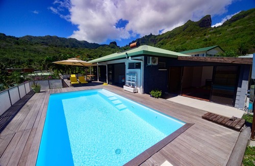 Otumai House | Air Conditioned 3 Bedroom Swimming Pool House Centrally located Maharepa Moorea