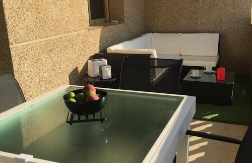La Pineda Apartment | Air-conditioned apartment, 5th floor, quiet, 150 m from the beach