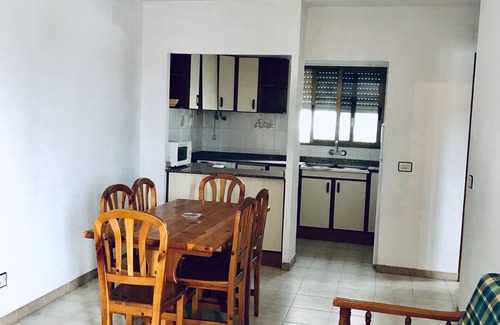 Peniscola Apartment | Air-conditioned apartment near page, wifi, private parking. 6 Pax