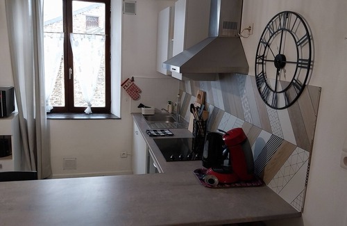 Rocroi Apartment | Air-conditioned apartment, view of the Remparts, private parking, room for 2 bicycles.