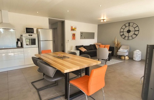 Saint-Restitut Villa | Air-conditioned villa with pool & garden - Saint-Restitut