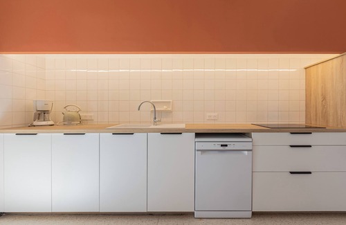 Beziers House | Air-conditioned house - Enclosed park - All-season indoor swimming pool - 3 bedrooms - 6/8pers