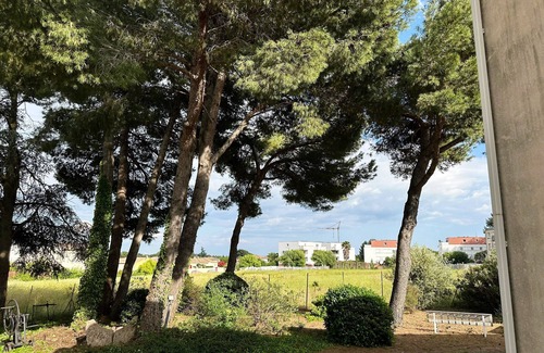 Beziers House | Air-conditioned house - Enclosed park - All-season indoor swimming pool - 3 bedrooms - 6/8pers