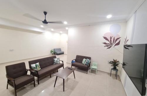 Simpang House | Air-home M3 Simpang near Aulong Econsave, 4BR, 10pax, Netflix