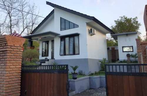 Bukti Villa | Air Sanih Spring Water, Sekumpul waterfall,