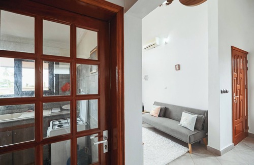 Libreville Apartment | Airbnb furnished duplex apartment in Libreville sea view for long or short stay.