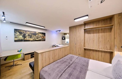 City Centre Apartment | Aircon Studio With Projector and Balcony Near Main Square