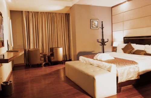 Lagos Hotel | Airport Golden Tulip Hotel.
