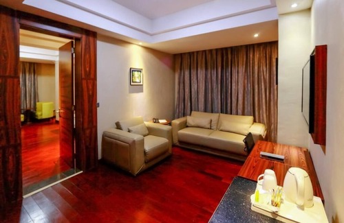 Lagos Hotel | Airport Golden Tulip Hotel.