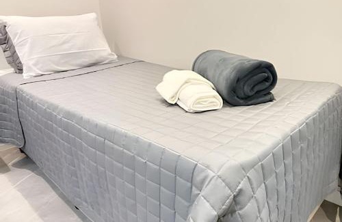 Guarulhos City Centre House | Airport Stay Guarulhos – 600m Bosque Maia, Wi-Fi, Estacionamento, Sala de Espera, piscina, Check-in Facial