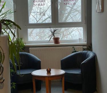 Tokol Hotel | Airport Szálló