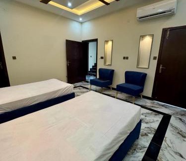 Fatehjang House | Airport View Guesthouse